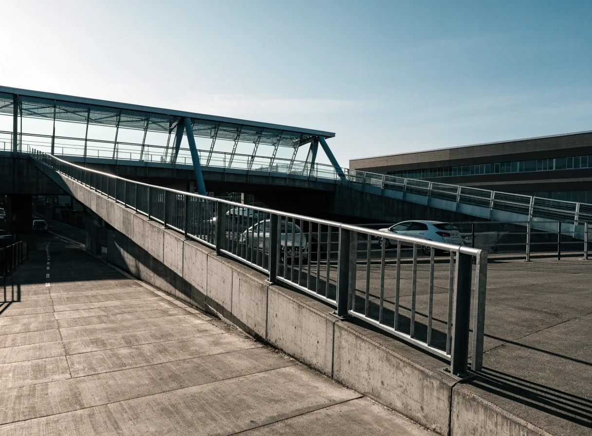 Rooftop level of the T4 car park looking along the ramp